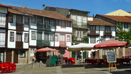 Guimarães Shops.JPG Guimarães Shops.JPG