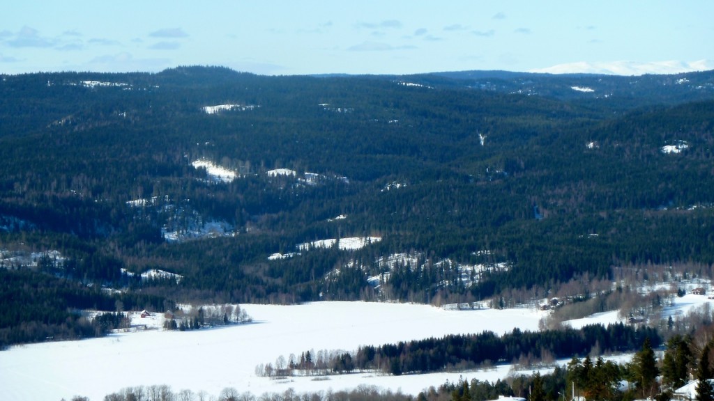 The rolling hills beyond Oslo